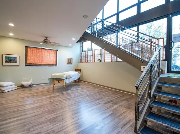 1128 Florence Ave #1E, Evanston, IL 60202