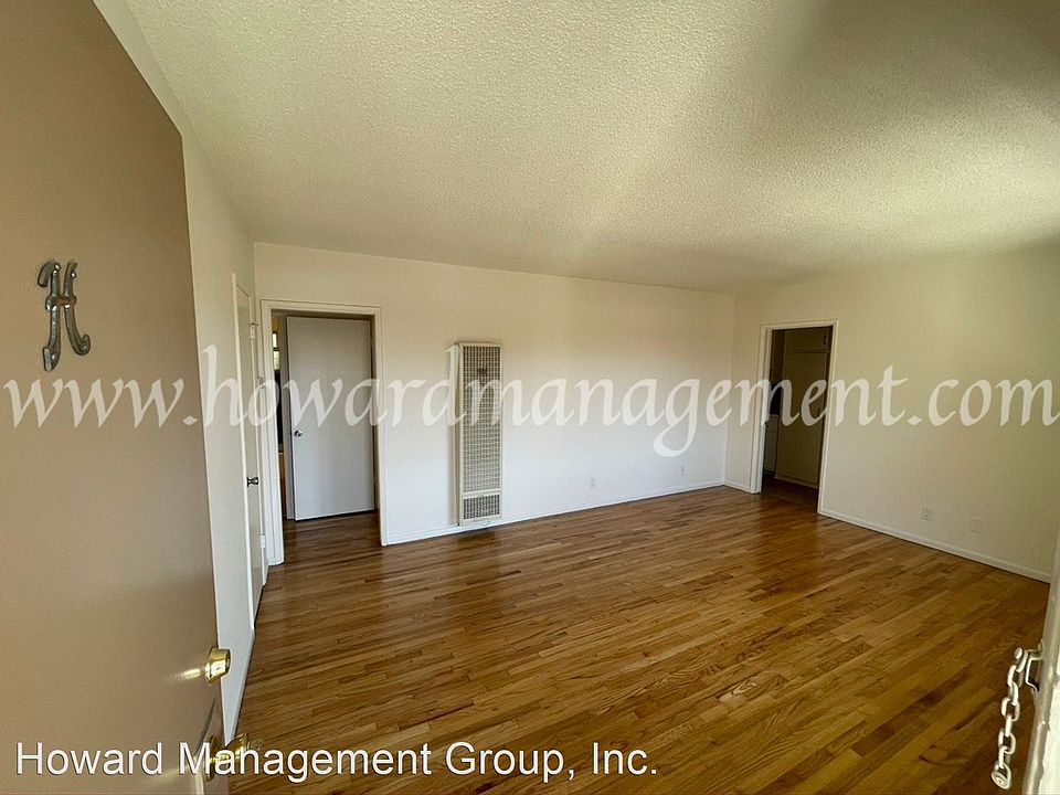 1st image of 1417 11th St Unit H