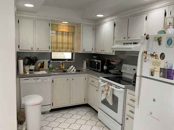 3rd image of 2410 Deer Creek Country Club Blvd APT 201