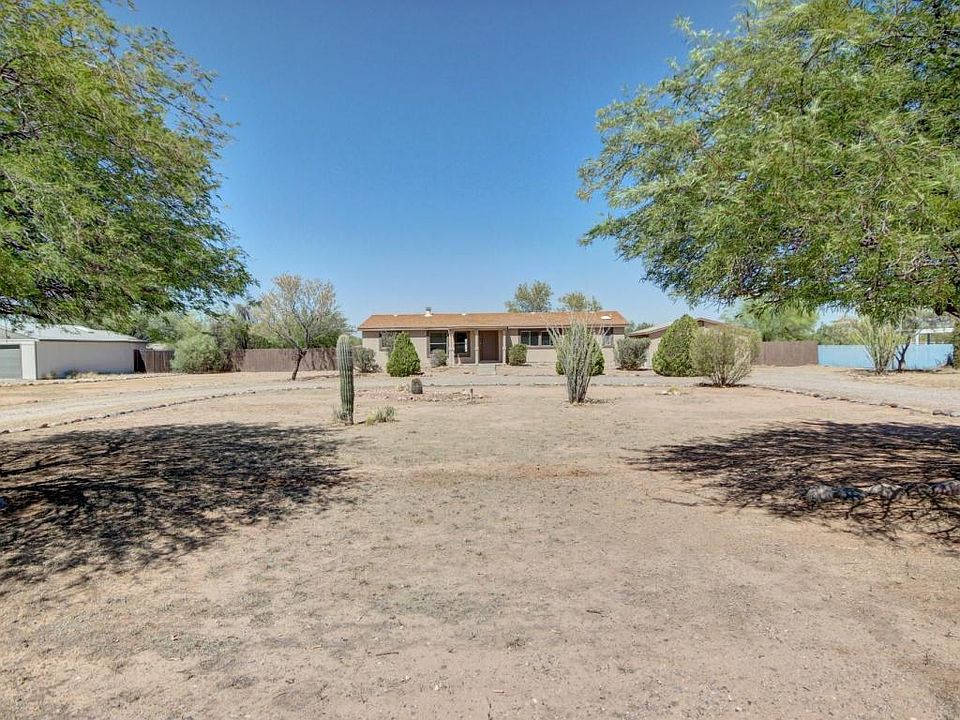 1st image of 16820 W Falcon Ln