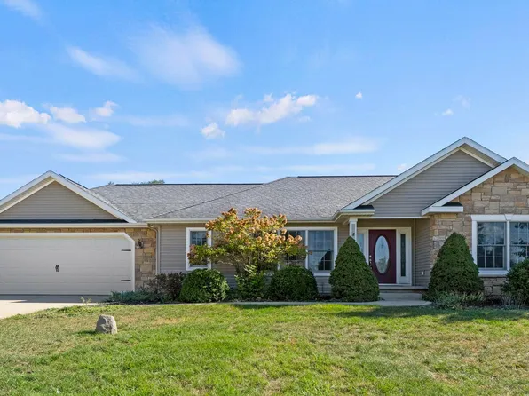 28 N Superior Ave, Warsaw, IN 46582