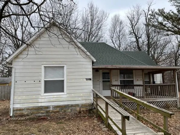 308 S State St, Yates Center, KS 66783