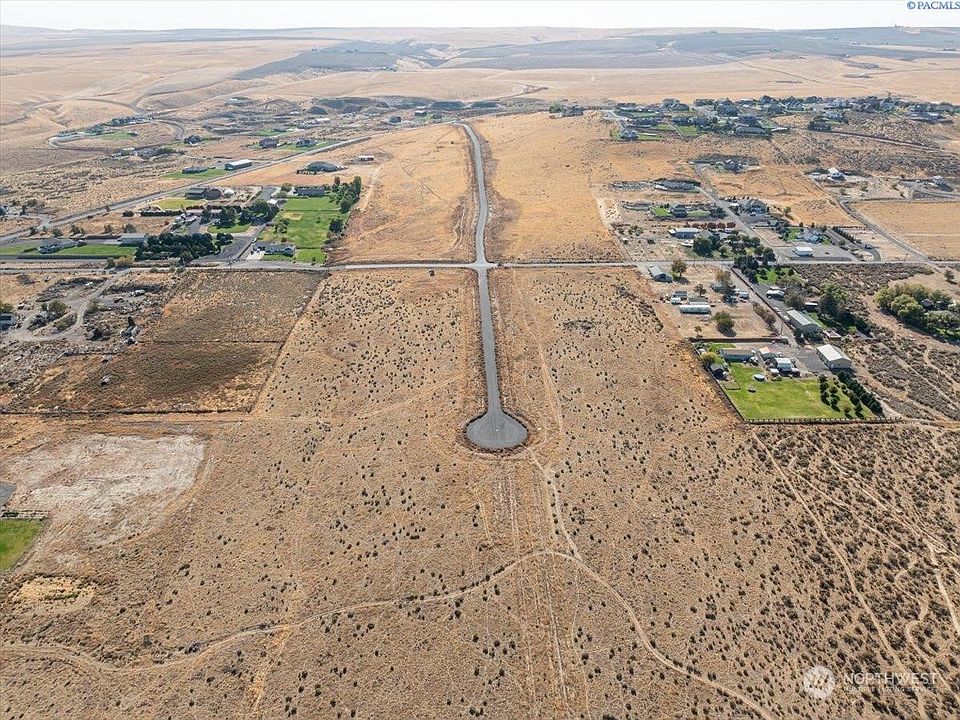 1st image of 27866 Mammoth Dr