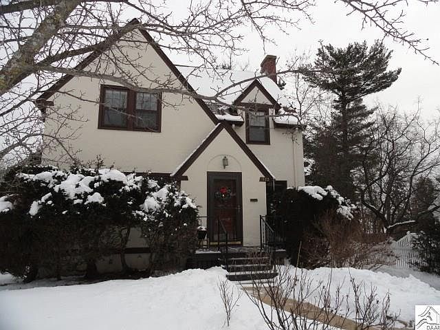 2nd image of 1922 Lakeview Dr