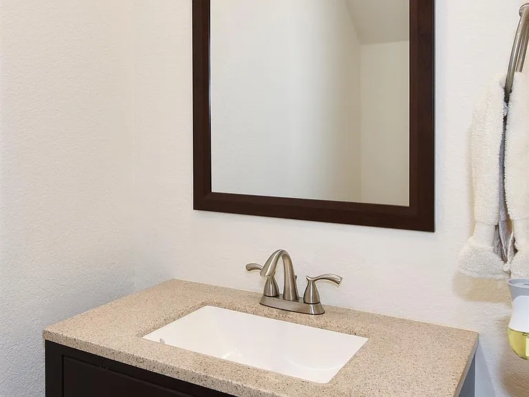 1182 Pear Tree Ln — Photo 14