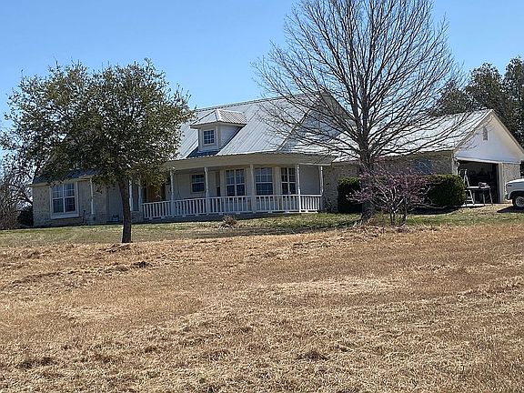5th image of 247 Coy Ln