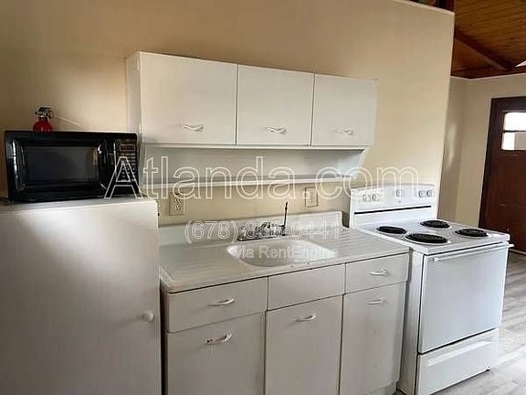 5th image of 310 Malaga Pl #1