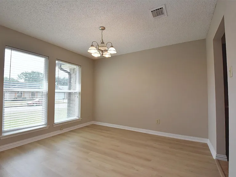 17906 Glenpatti Dr — Photo 7