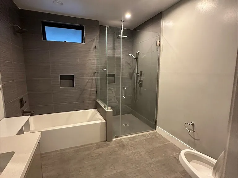 330 Salem St #102 — Photo 13