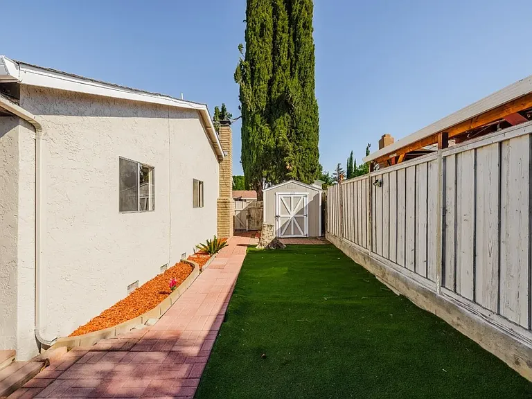 1610 Bondy Ln — Photo 15