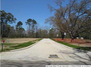 5 Rose Park Ln, Baton Rouge, LA 70809