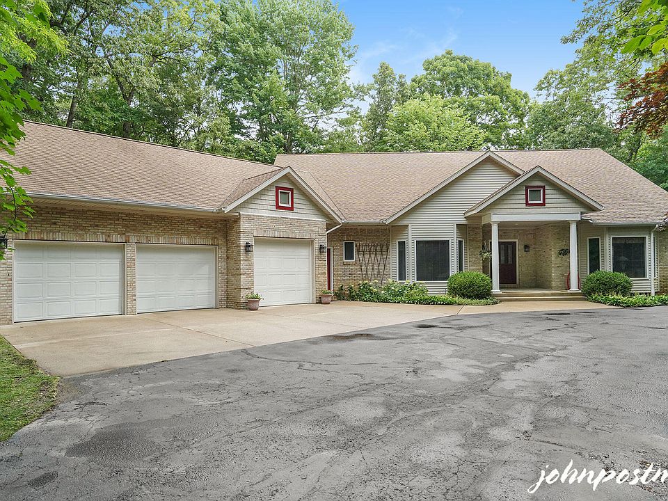 1st image of 3483 Blue Water Pines Dr NE