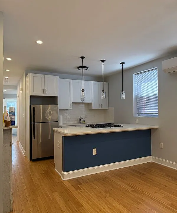 1732 Mount Vernon St #2A