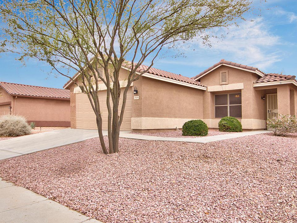 1st image of 3048 W Roberta Dr