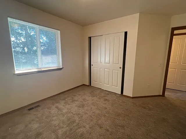 10616 62nd Ave NE — Photo 18