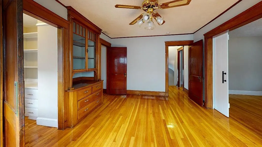 74 Harlow Street Unit 1 — Photo 3