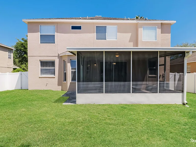 30630 Annadale Dr — Photo 13