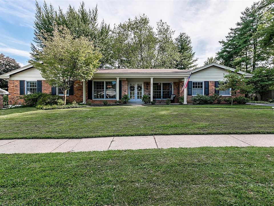 1st image of 283 Glen Valley Dr
