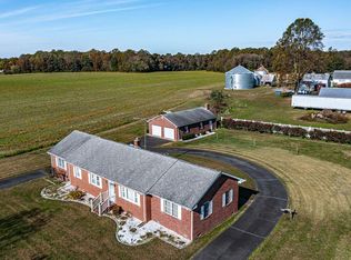 1943 Nomini Grove Rd, Montross, VA 22520