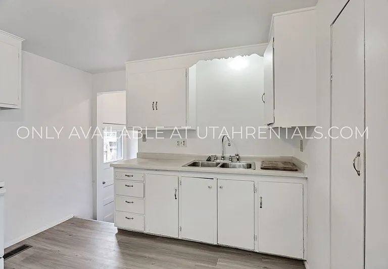 729 E 4565 S — Photo 5
