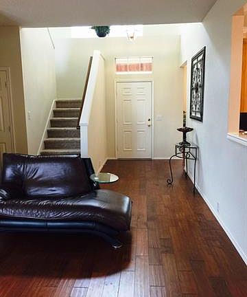 3rd image of 1201 Bedford Ln
