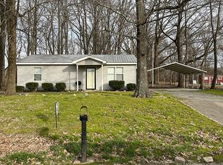 183 Mary Gardner Rd, Martin, TN 38237