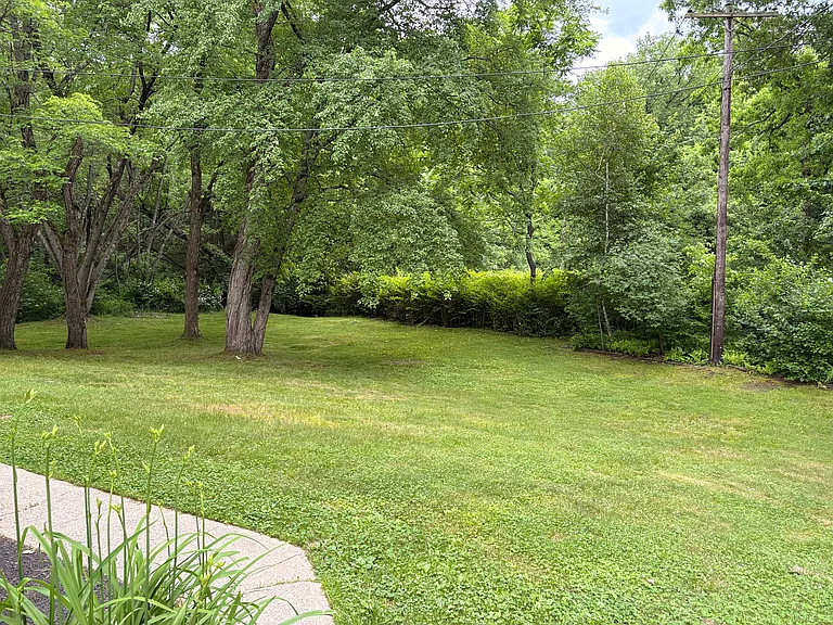 49 Riverton Rd #49 — Photo 6