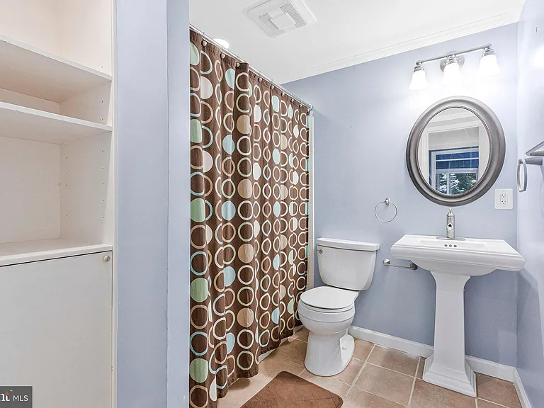 9607 Masterworks Dr — Photo 19