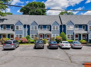 68 Dover St APT 4, Lowell, MA 01851