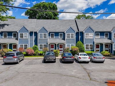 68 Dover St APT 4, Lowell, MA, 01851