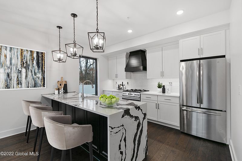 3rd image of 116 WEST Avenue #201