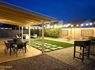 1319 E DOUGLAS Avenue, Gilbert, AZ 85234