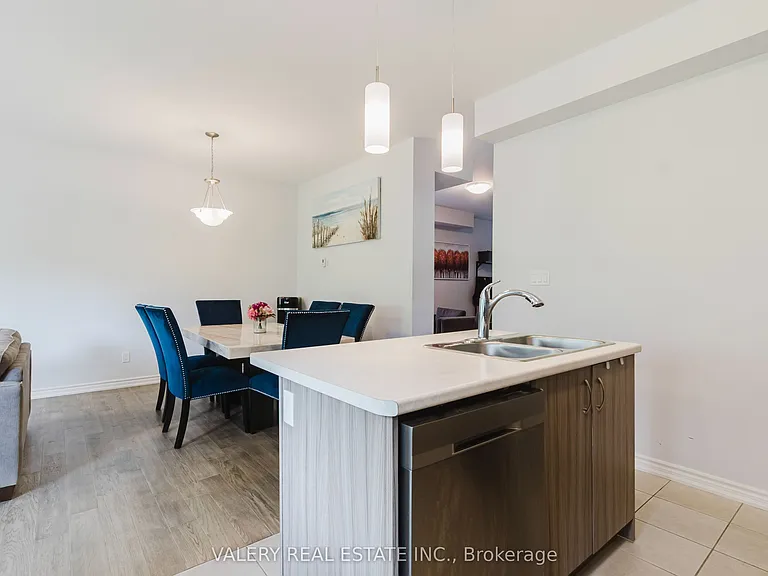 133 Caroline St — Photo 8