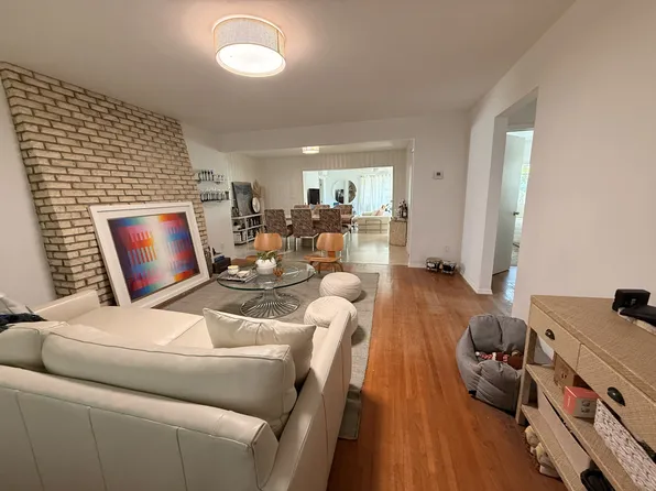 2841 SW 33rd Ave, Miami, FL 33133