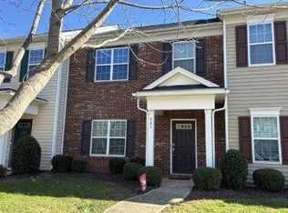 931 Ileagnes Rd, Raleigh, NC 27603