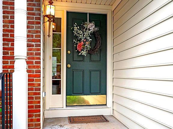 4th image of 15829 Fourmile Creek Ct