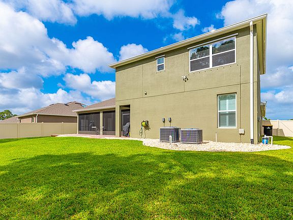 5th image of 539 Easton Forest Cir SE
