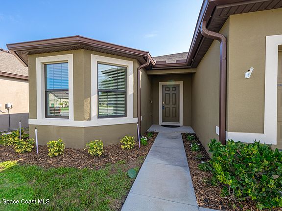 3rd image of 3628 Loggerhead Ln