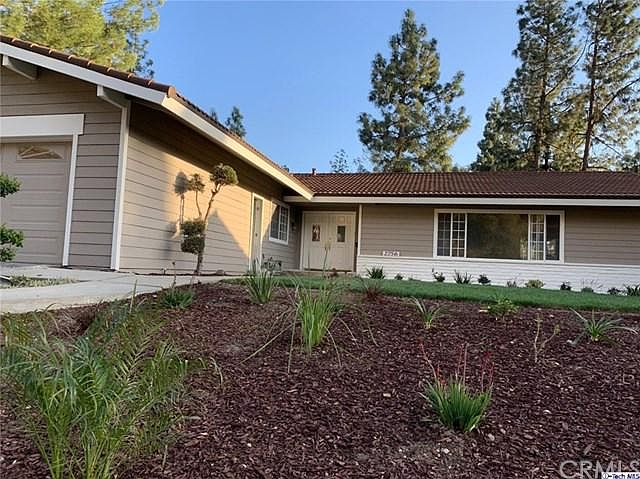 ROCK AND READ 091〜95 2756 Rock Pine Ln, La Crescenta, CA 91214 | Zillow