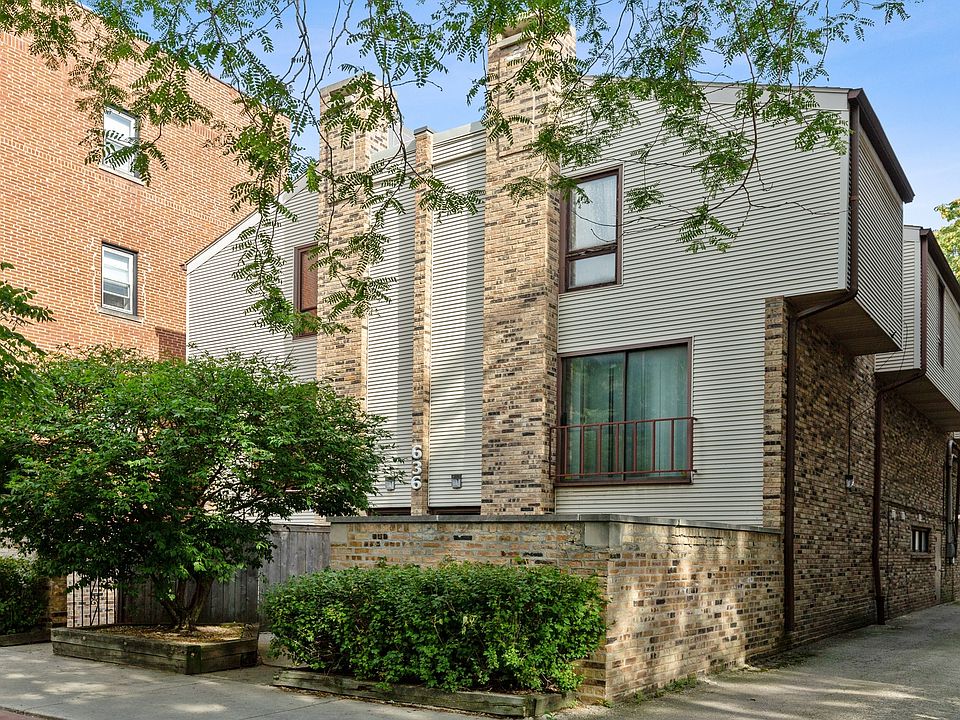 1st image of 636 W Buckingham Pl #Q