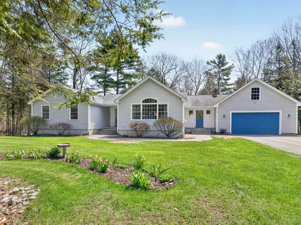 6 Sugar Woods Way, Saco, ME 04072