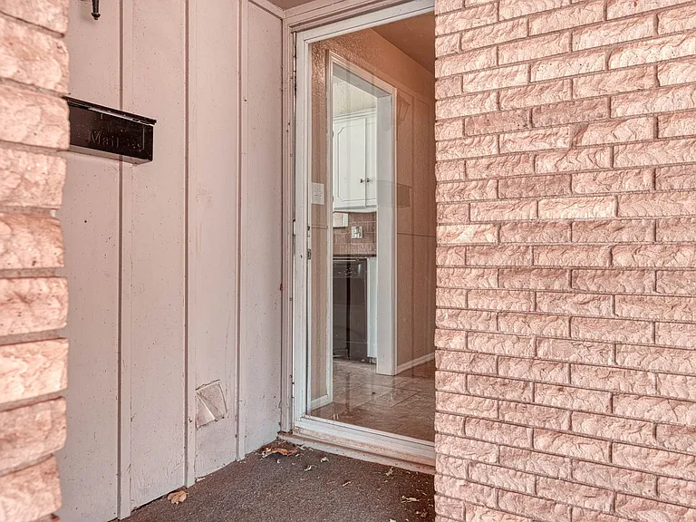 204 Vickie Dr — Photo 29