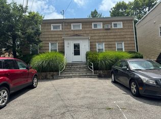 750 Commerce St #2, Thornwood, NY 10594