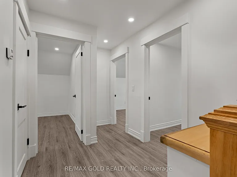 59 David St — Photo 10
