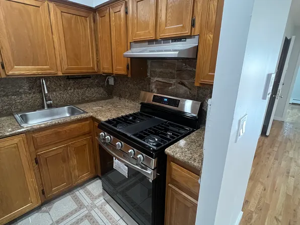 (undisclosed Address), Bronx, NY 10467