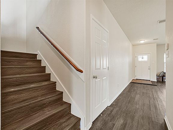 5th image of 11610 Wingborne Ln