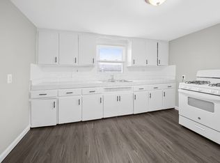 21930 Elroy Ave, Warren, MI 48089