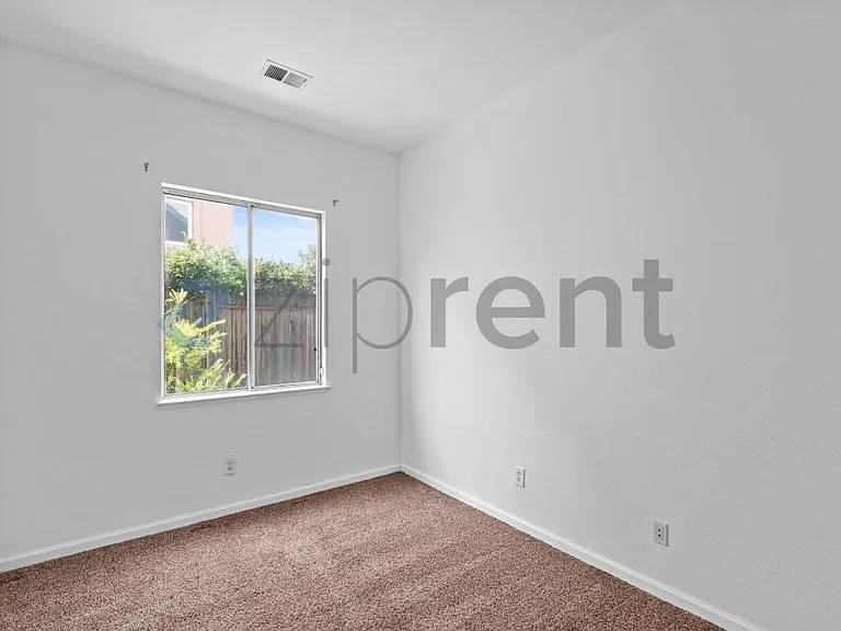 4764 Brookside Cir — Photo 22