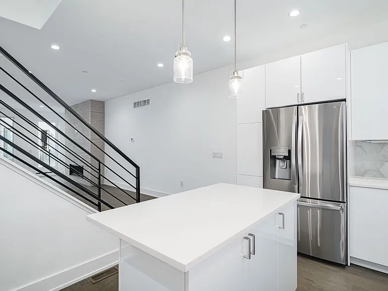 1751 N Howard St — Photo 54