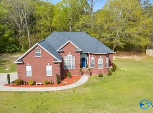 647 Summertree Way, Arab, AL 35016